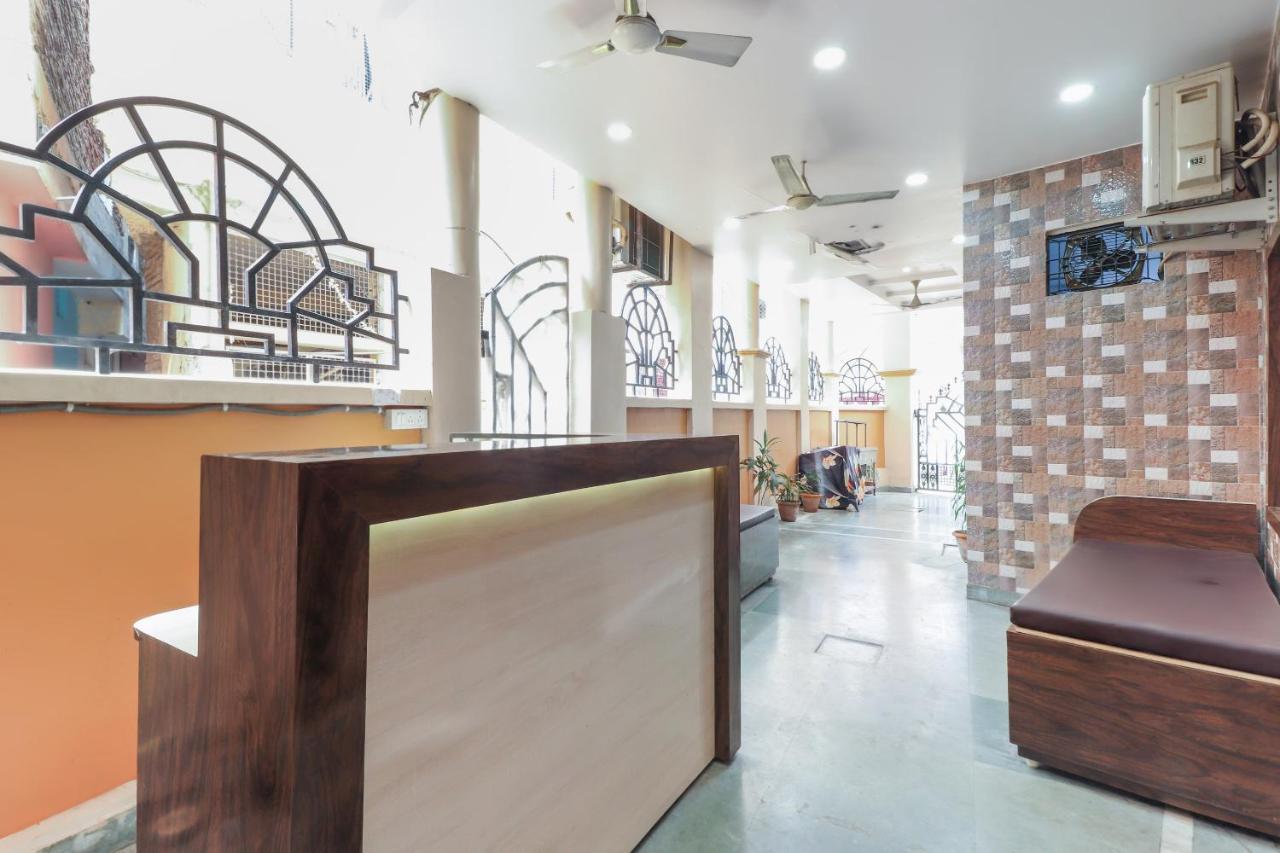 Hotel Oyo 49718 Basant 3*